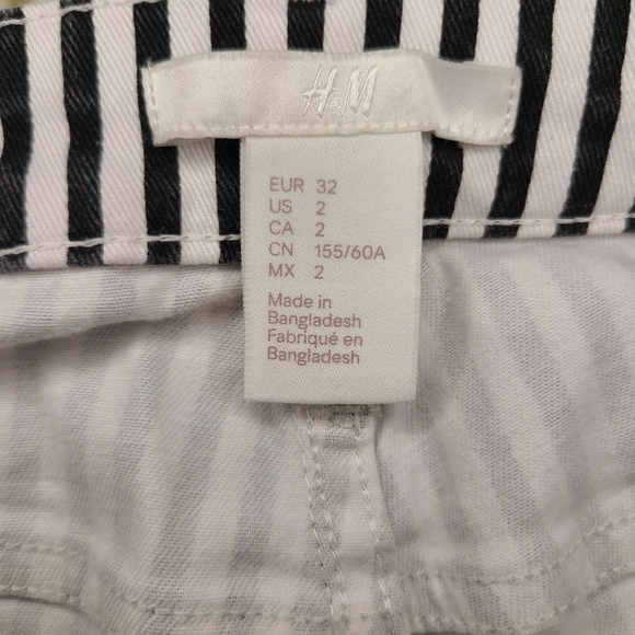 H&M Black and White Striped Shorts - Picture 3 of 3